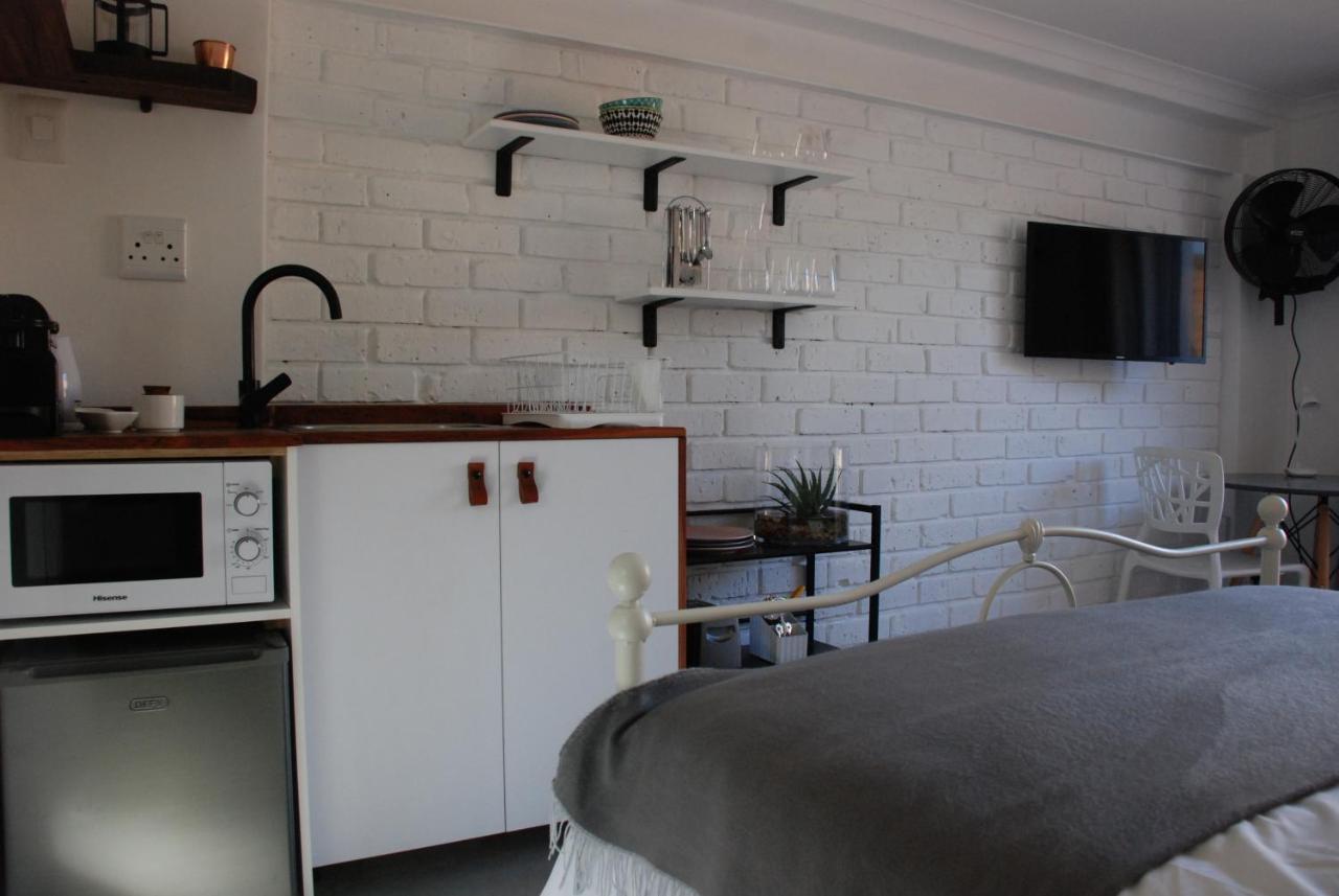 بورت اليزابيث Secure, Private, Queen Room Close To Airport المظهر الخارجي الصورة