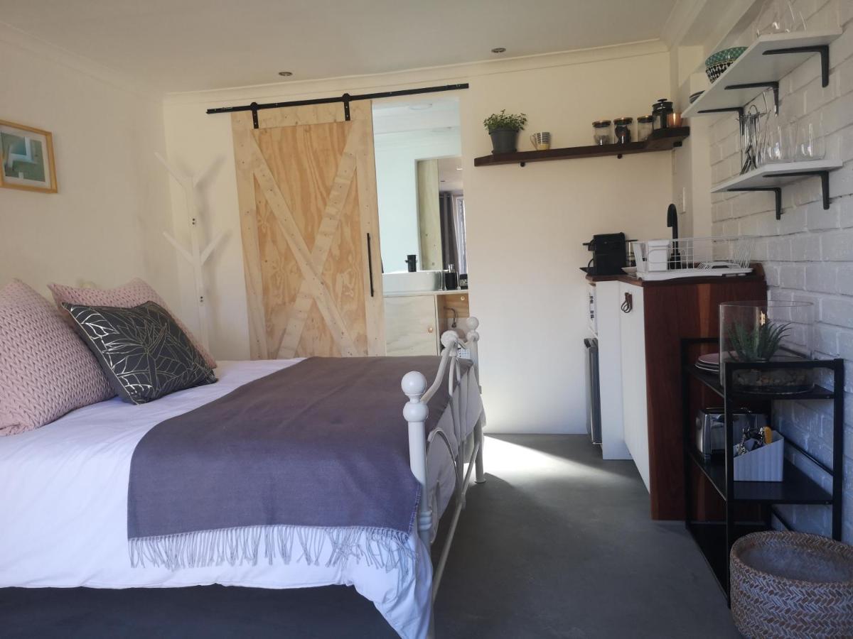 بورت اليزابيث Secure, Private, Queen Room Close To Airport المظهر الخارجي الصورة
