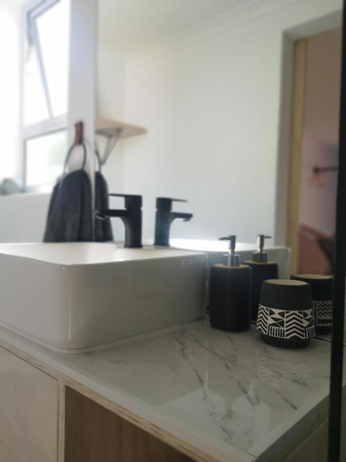 بورت اليزابيث Secure, Private, Queen Room Close To Airport المظهر الخارجي الصورة